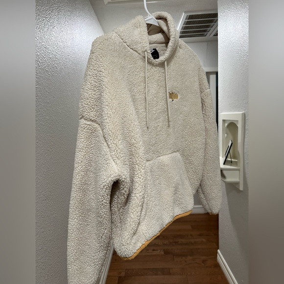 Nike, Adult Medium, Off-White - Picture 4 of 6